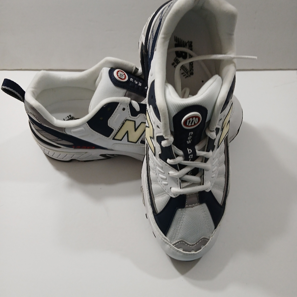 New Balance Men's Athletic Shoes - White, Blue And Red Accents
